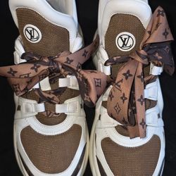 LV Archlight Sneakers Size 39 (9US)