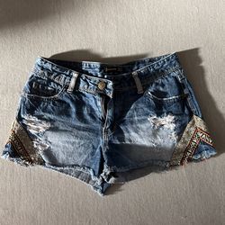 Xs Stradivarius Patched Jean Short