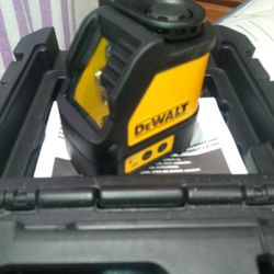 DeWalt 165' Laser Chalk Line Snap Line Level Self Leveling Construction Power Tools