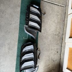 15-23 Mustang Tail Lights 