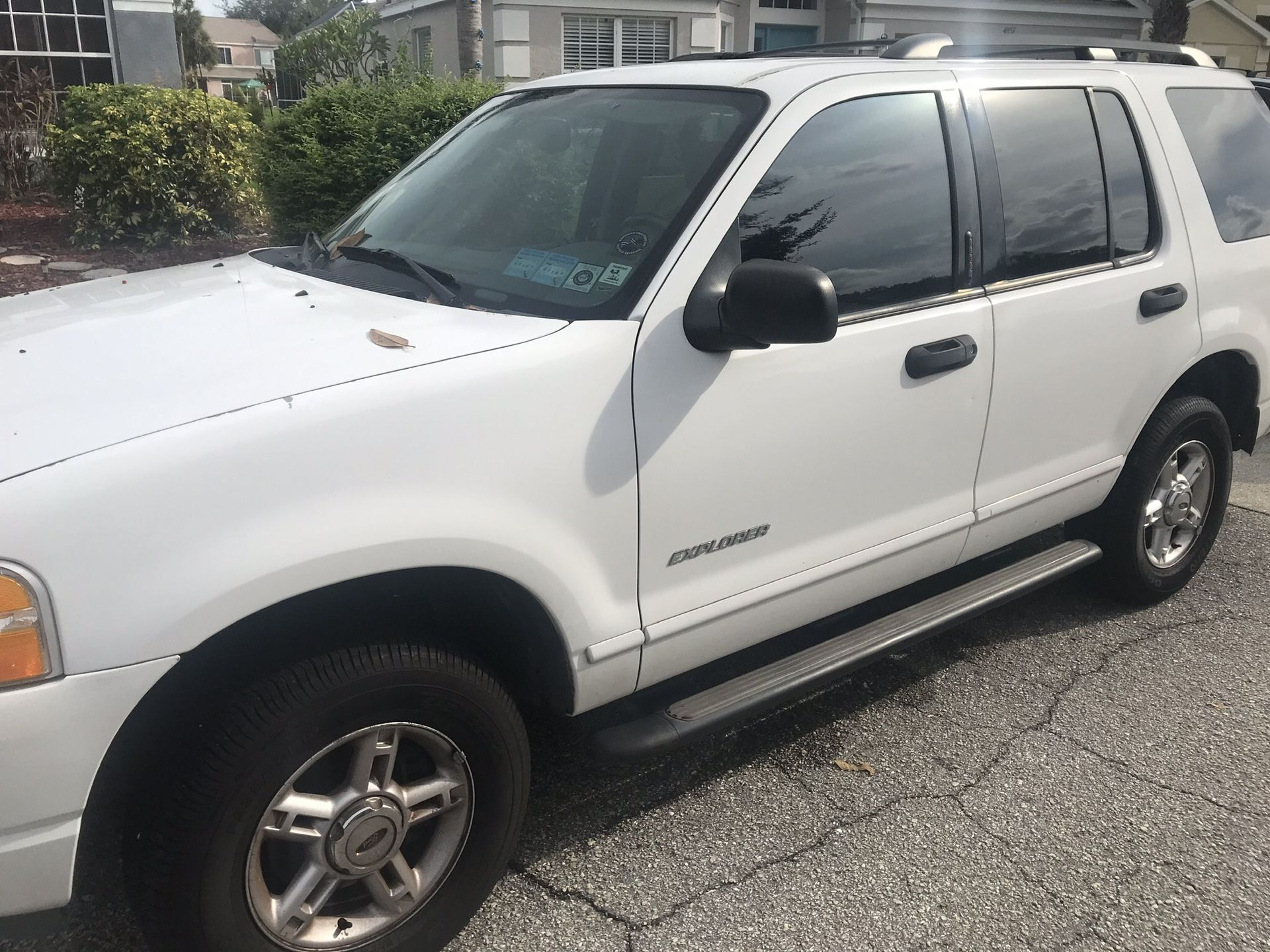 2004 Ford Explorer