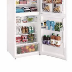 Brand New Vissani Refrigerator 