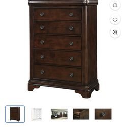 **LOOK**5 Drawer With HiddenTop Mirror Area