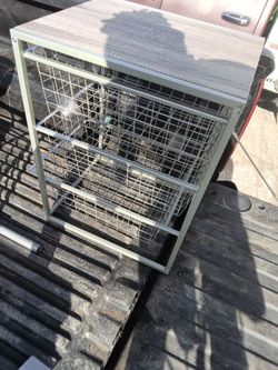 Small dresser table
