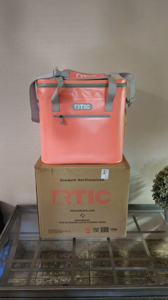 RTIC Softpack Cooler Bag 40can