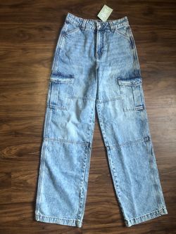 Y2K Wide Leg Denim Cargo Pants - Light Wash size 2