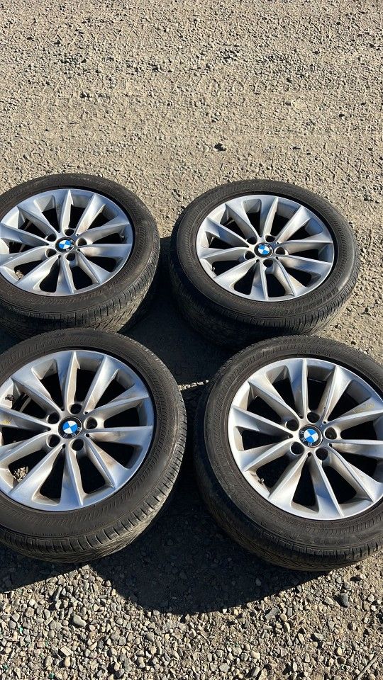 Wheels and tires 2013 BMW X3 Size 245/50 RF18 Stock 221230