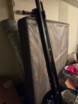Box spring and Double/Queen adjustable bed frame