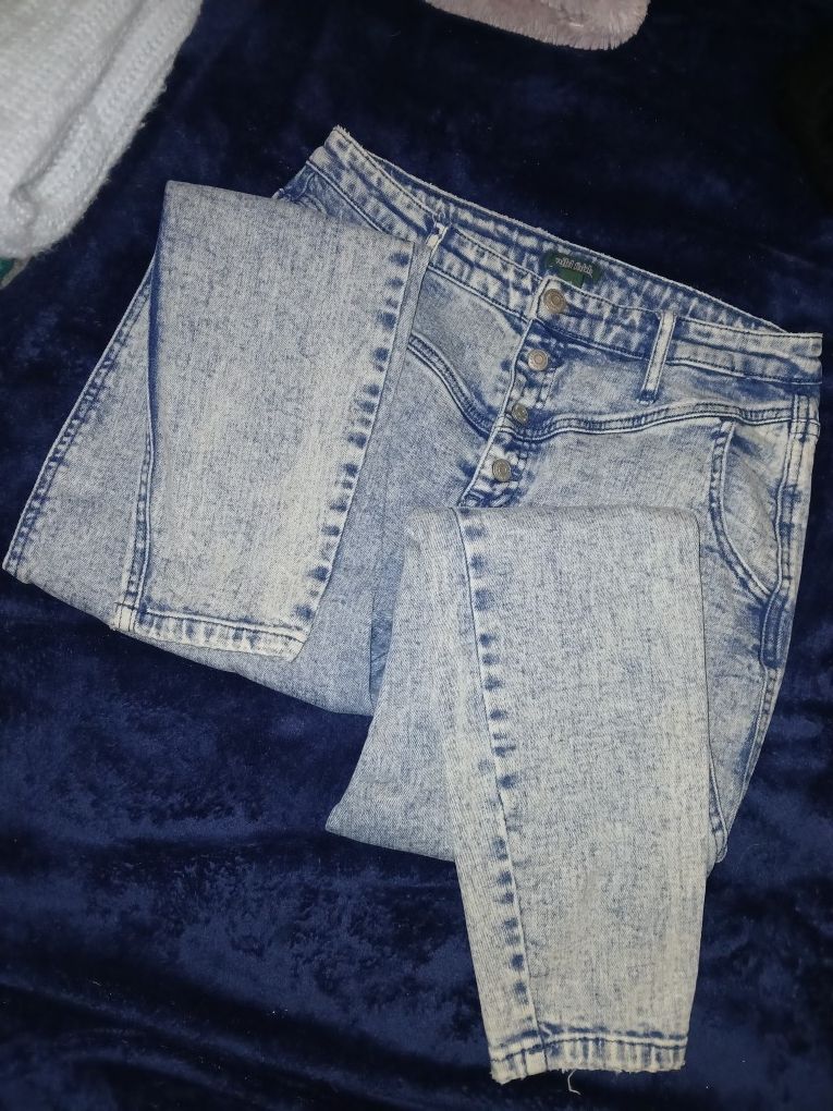 White Wash Jeans