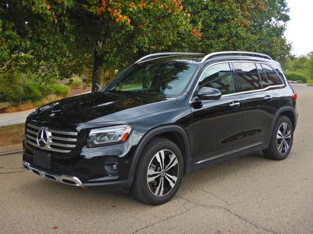 2025 Mercedes-Benz GLB 250