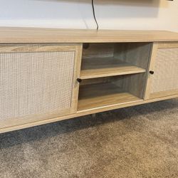 TV Entertainment Center 