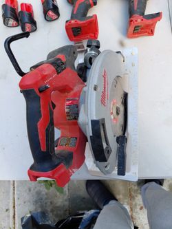 Milwuakee 7 1/4 Circular Saw