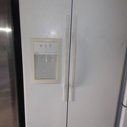 Hotpoint Side-by-side Refrigerator