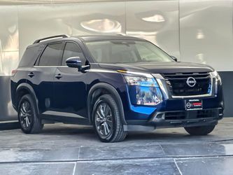 2022 Nissan Pathfinder