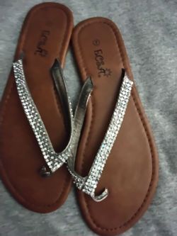 Womens sandals / shoes