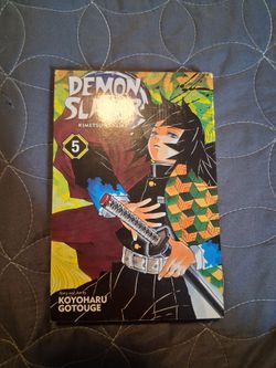 Demon Slayer Kimetsu no Yaiba vol 5