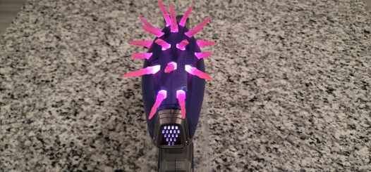  NERF LMTD Halo Needler Dart-Firing Blaster, Light-Up Needles,  10-Dart Rotating Drum, 10 Elite Darts, Game Card with in-Game Content :  Toys & Games