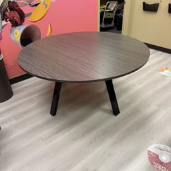 Round Dining Room Table