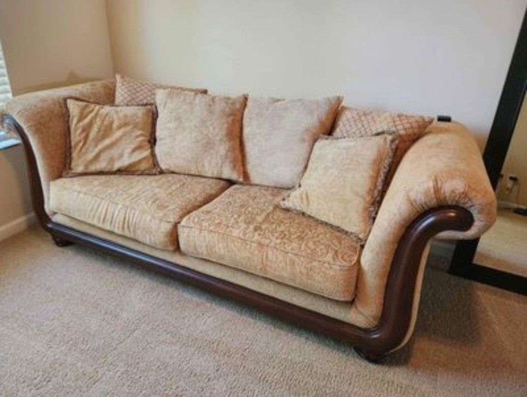 Three Piece Couch Set