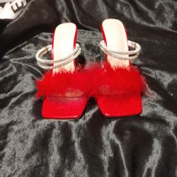 RED FUR HEELS  👠