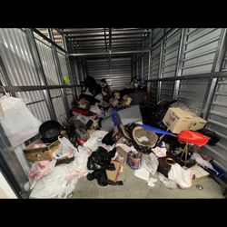 Free Cloths Free Storage Unit 