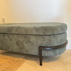 Modern Upholstered Storage Bench / Ottoman