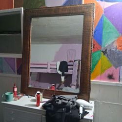 4 Foot Vintage Lether Fram Mior