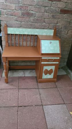 Small antique bench and chest of drawers