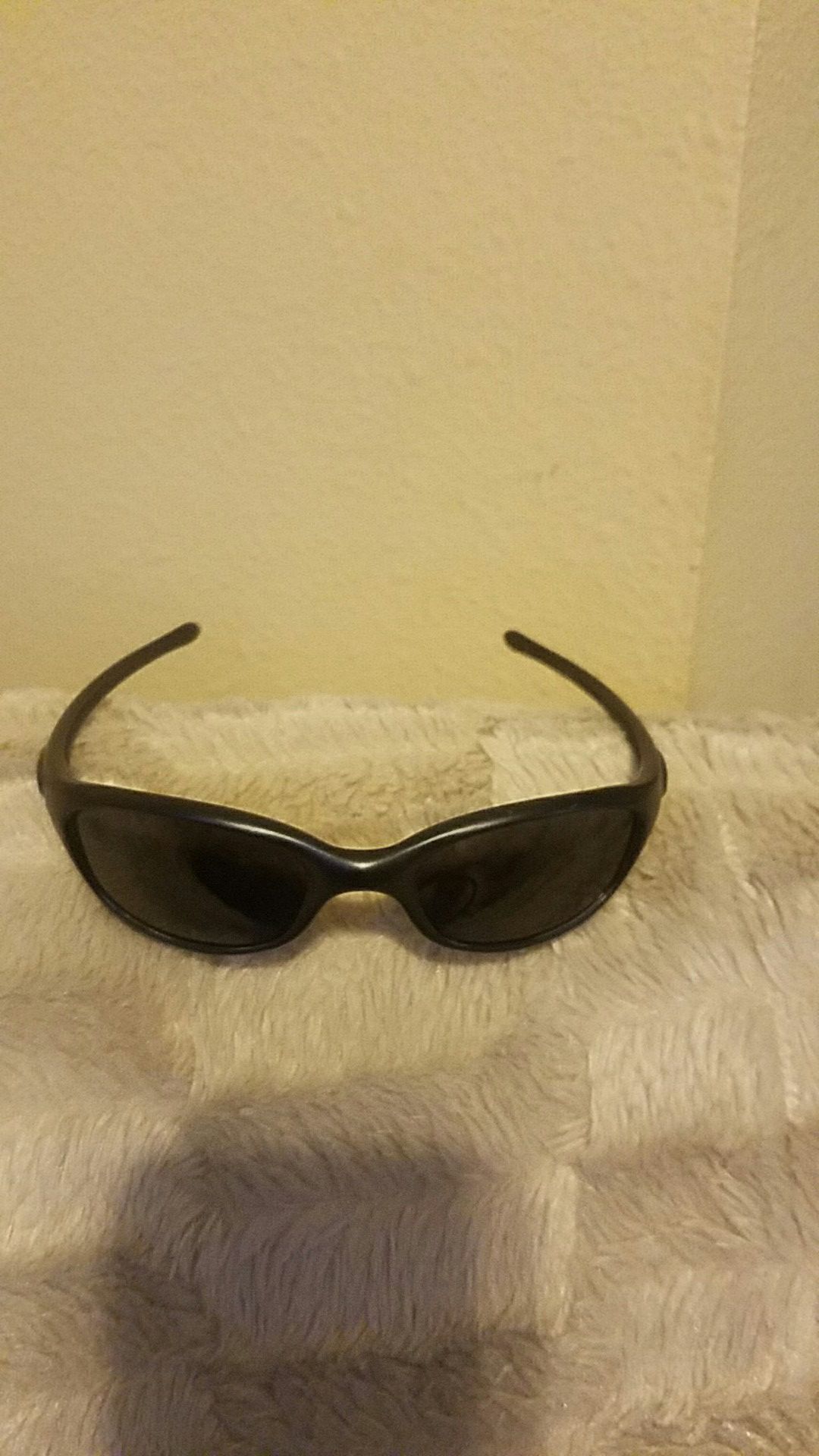 Oakley fives 2.0 polarized sunglasses and case