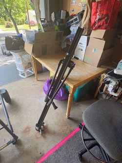Thule rooftop bike rack