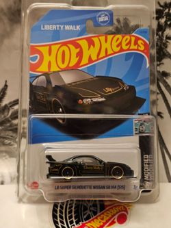 HOT WHEELS