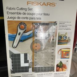 Fiskars Fabric Cutting Set