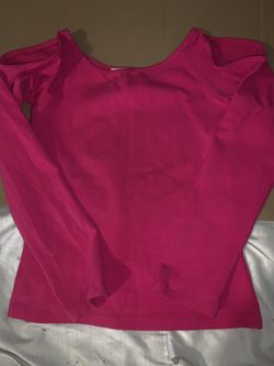Girls pink shoulder shirt 👚