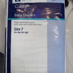 Sz 7 Diapers New