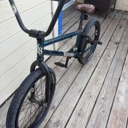 Kink BMX Bike