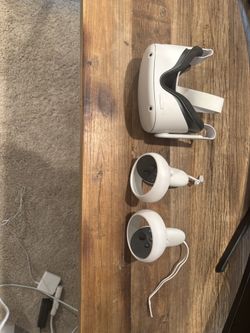 Meta Quest 2 VR Headset + 2 Controllers – 128GB – Excellent Condition