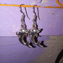 2 Piece Set With Dolphin And Infinity