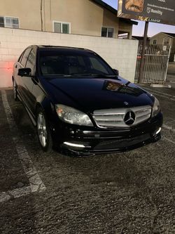 2011 Mercedes Benz C300