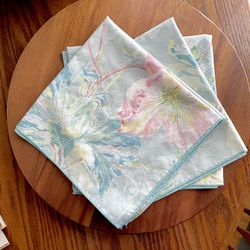 **VINTAGE** 1980’s Floral Cloth Napkins - Set of 3 - Cottage Core/Granny Core