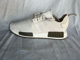 Adidas boost NMD R1 Men 11 Chalk and Olive