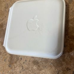 Apple Flip Charger 