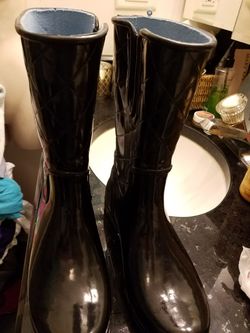 New size 7 Sperry rain boots woman