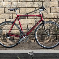 1997 Cannondale CAAD3 R900 Road/Touring Bike