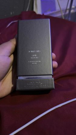 TOM FORD