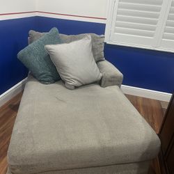 Sofa/Chaise