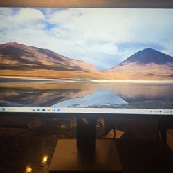 Dell 27" Monitor - P2720DC