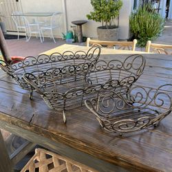 Metal Serving Baskets 