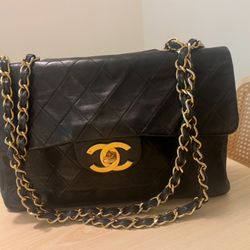 Chanel Classic Jumbo Flap Bag – Vintage Lambskin, Black with Gold Hardware