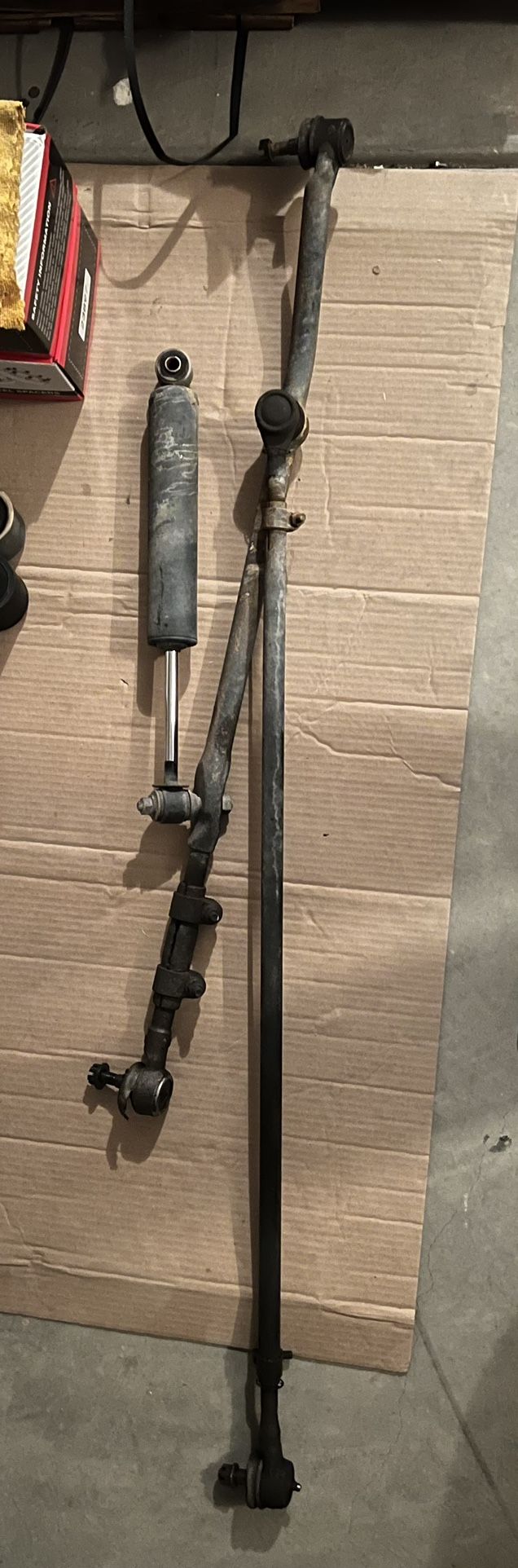 Jeep XJ Steering Link Bars with Steering Stabilizer Shock.