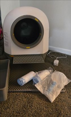 Automatic Litterbox w/Accessories